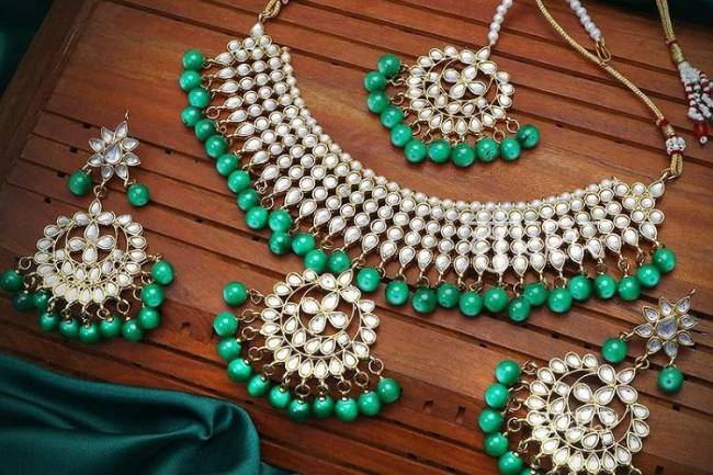Where to Find The Latest Range of Online Fashion Jewelry?