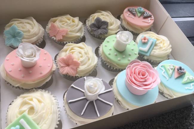 Options When Looking For Beautiful Bespoke Cupcakes