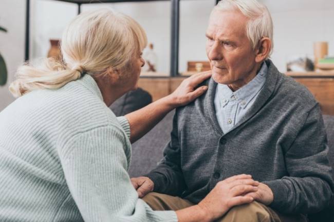 3 Things You Can Do To Help Someone With Dementia