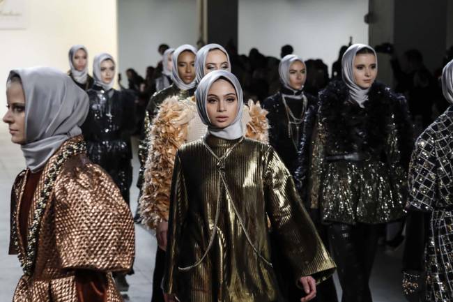 How To Become A Model In Dubai