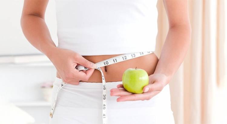 Why is it better to consult a dietitian for weight loss