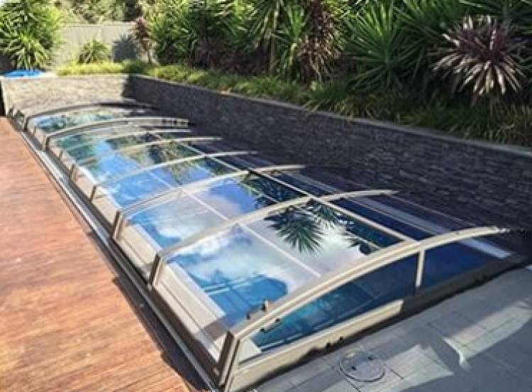 Is an Enclosure Worth Investing In for Your Pool?