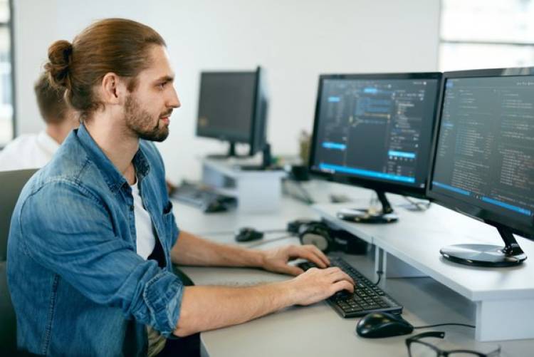 How To Become Computer Programmer In Russia