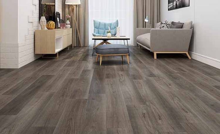 SPC Flooring vs. Traditional Hardwood: Which Wins the Battle for Your Home?