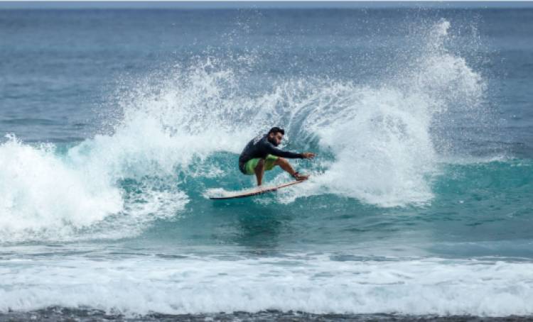 Pacific Surf School Reveals Top Pre-Surf Warm-Up Exercises to Boost Performance and Prevent Injuries